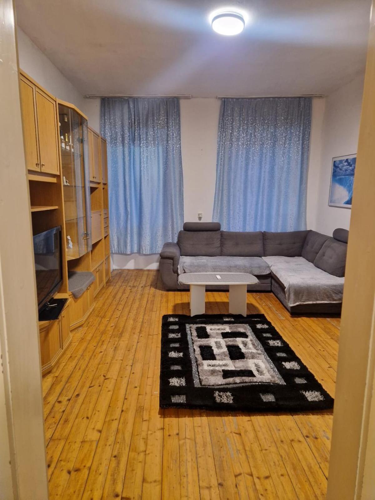 Schick Und Gemuetlich Apartamento Ebenfurth Exterior foto